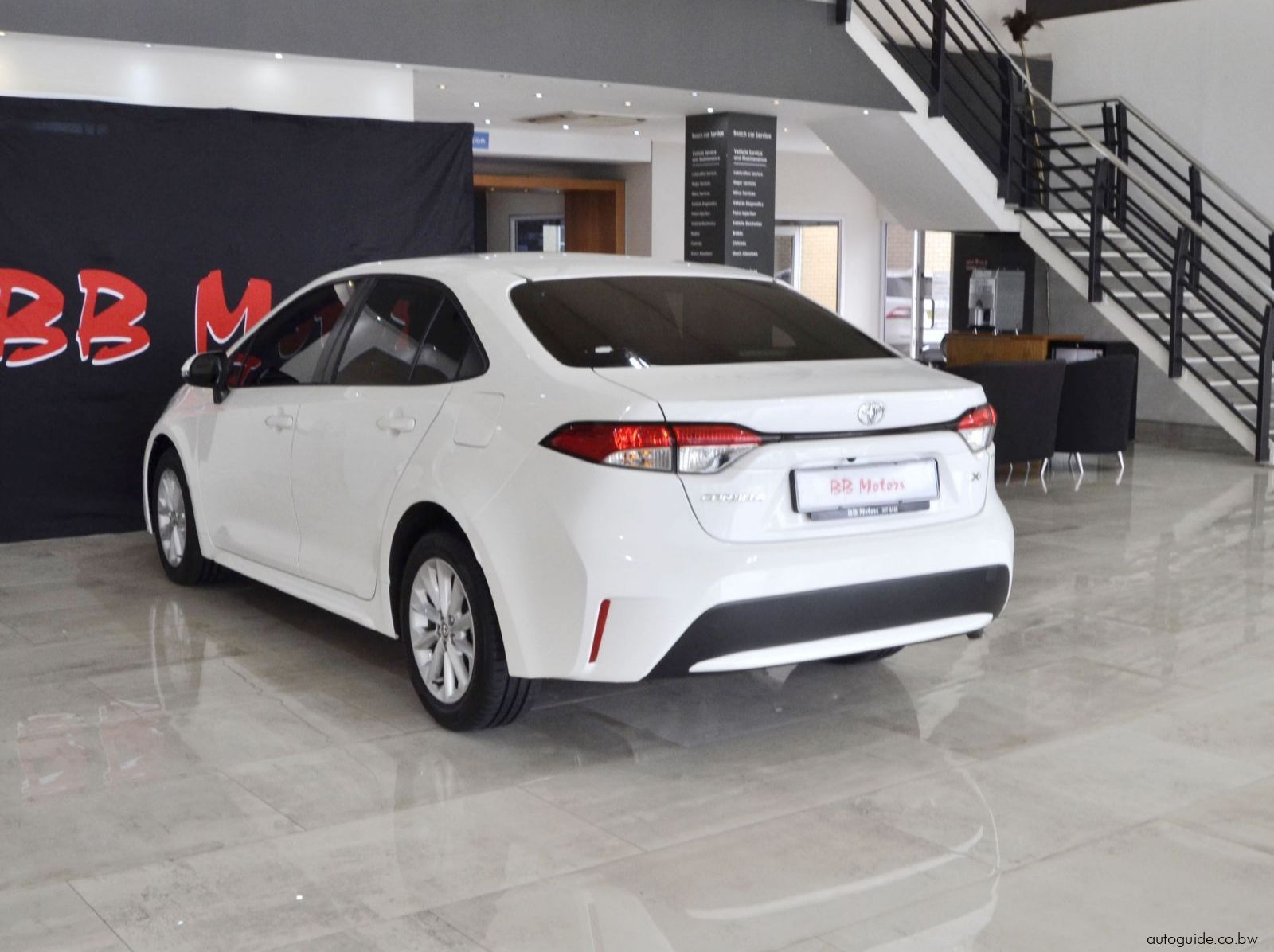 2020 Toyota Corolla XS pictures