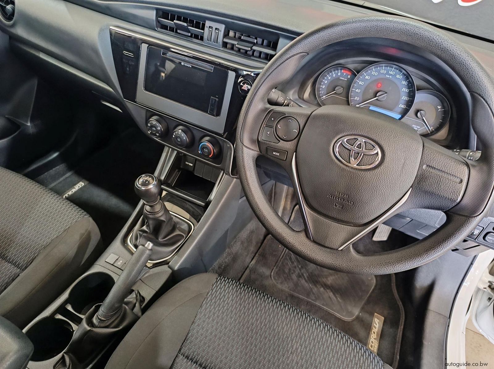 2024 Toyota Corolla Quest 1.8 pictures