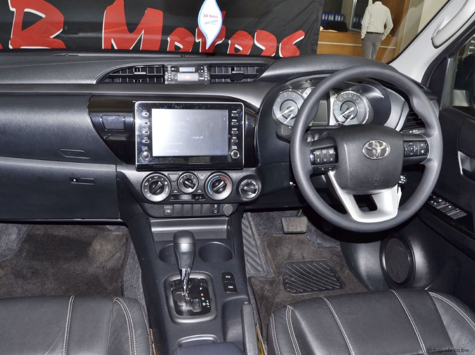 2025 Toyota Hilux GD6 pictures