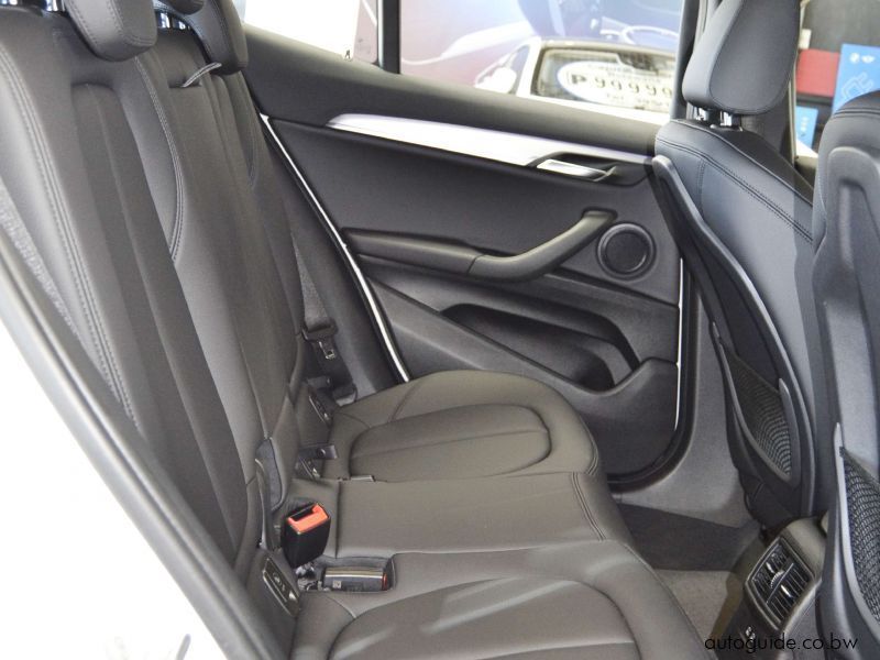 2022 BMW X2 SDrive 18i photo