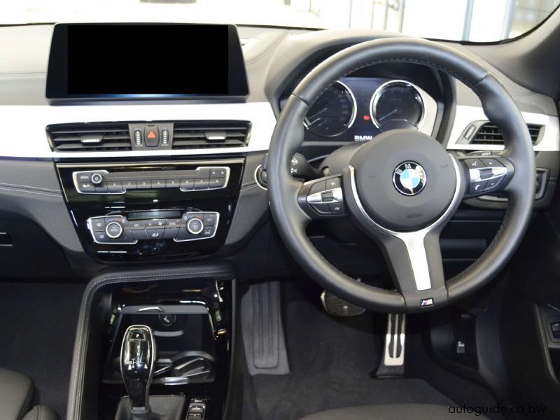 2022 BMW X2 SDrive 18i photo