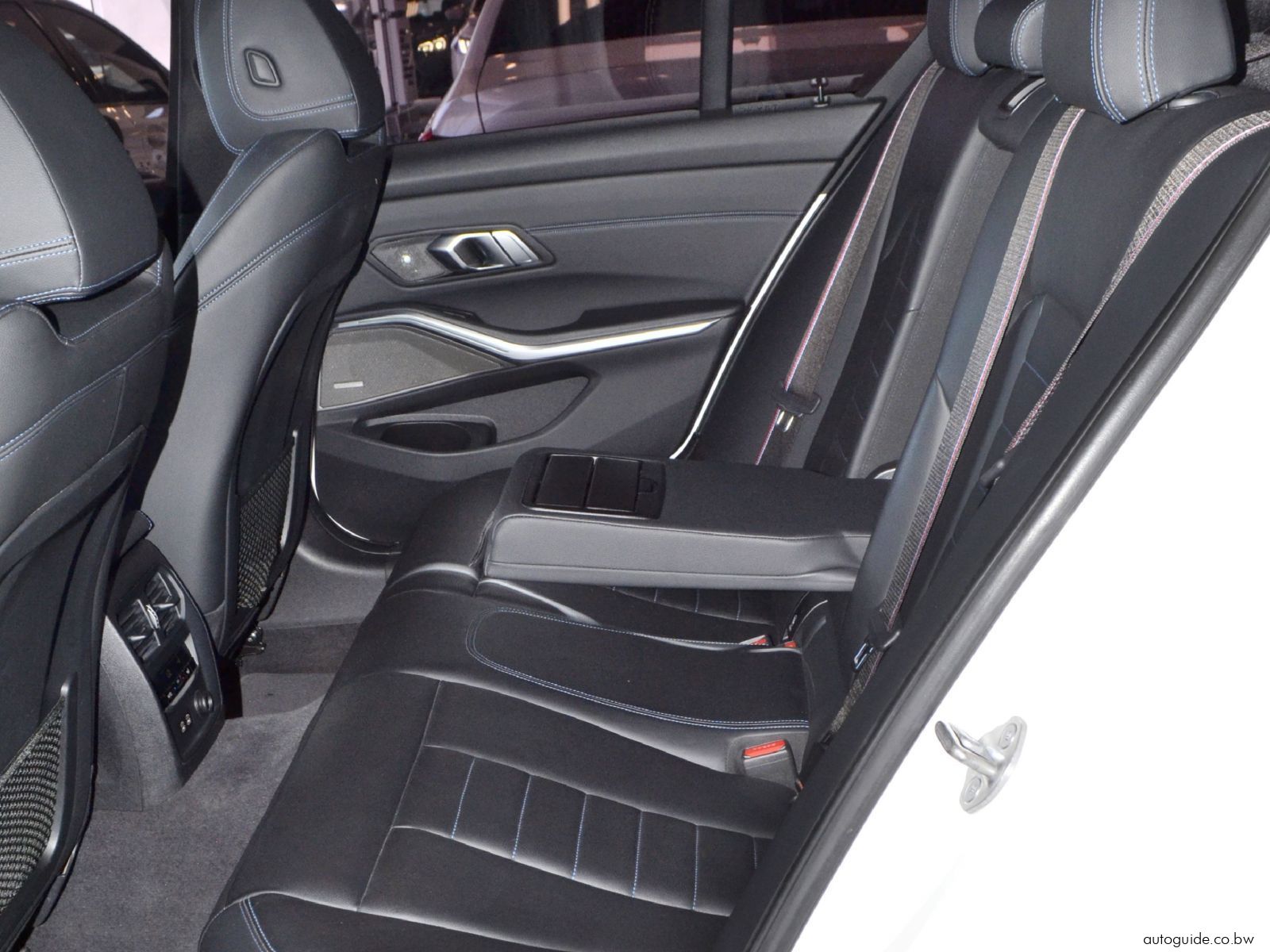 2020 BMW M340i xDrive photo