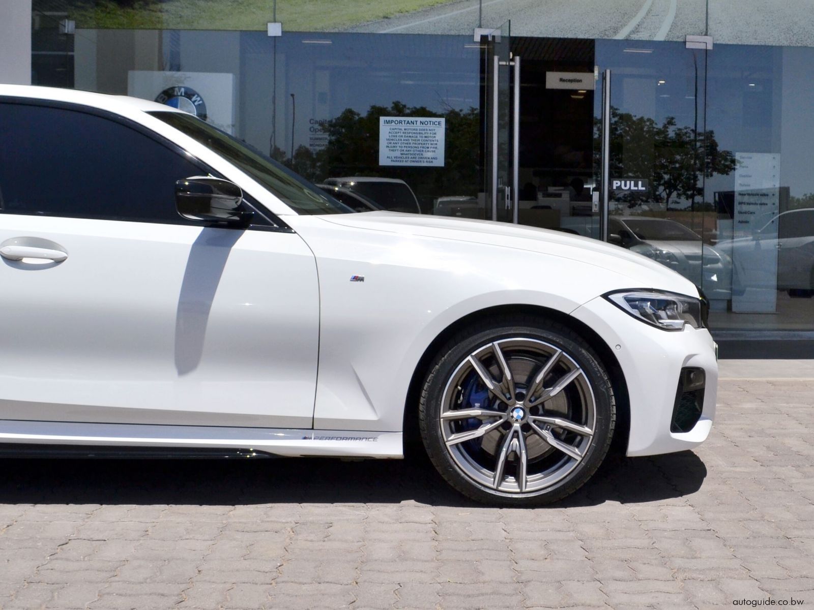 2020 BMW M340i xDrive photo