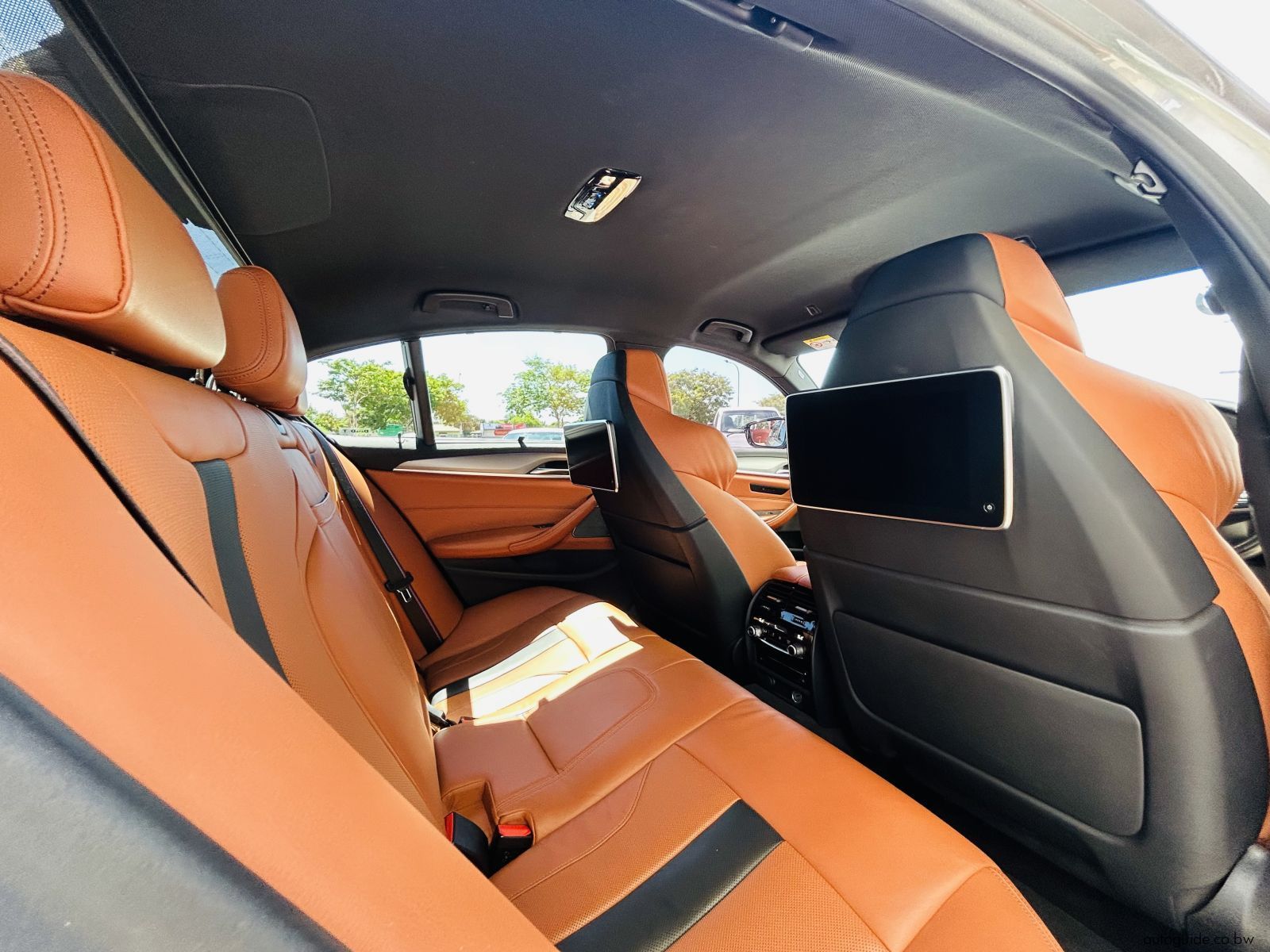 2020 BMW M5 Competition photo