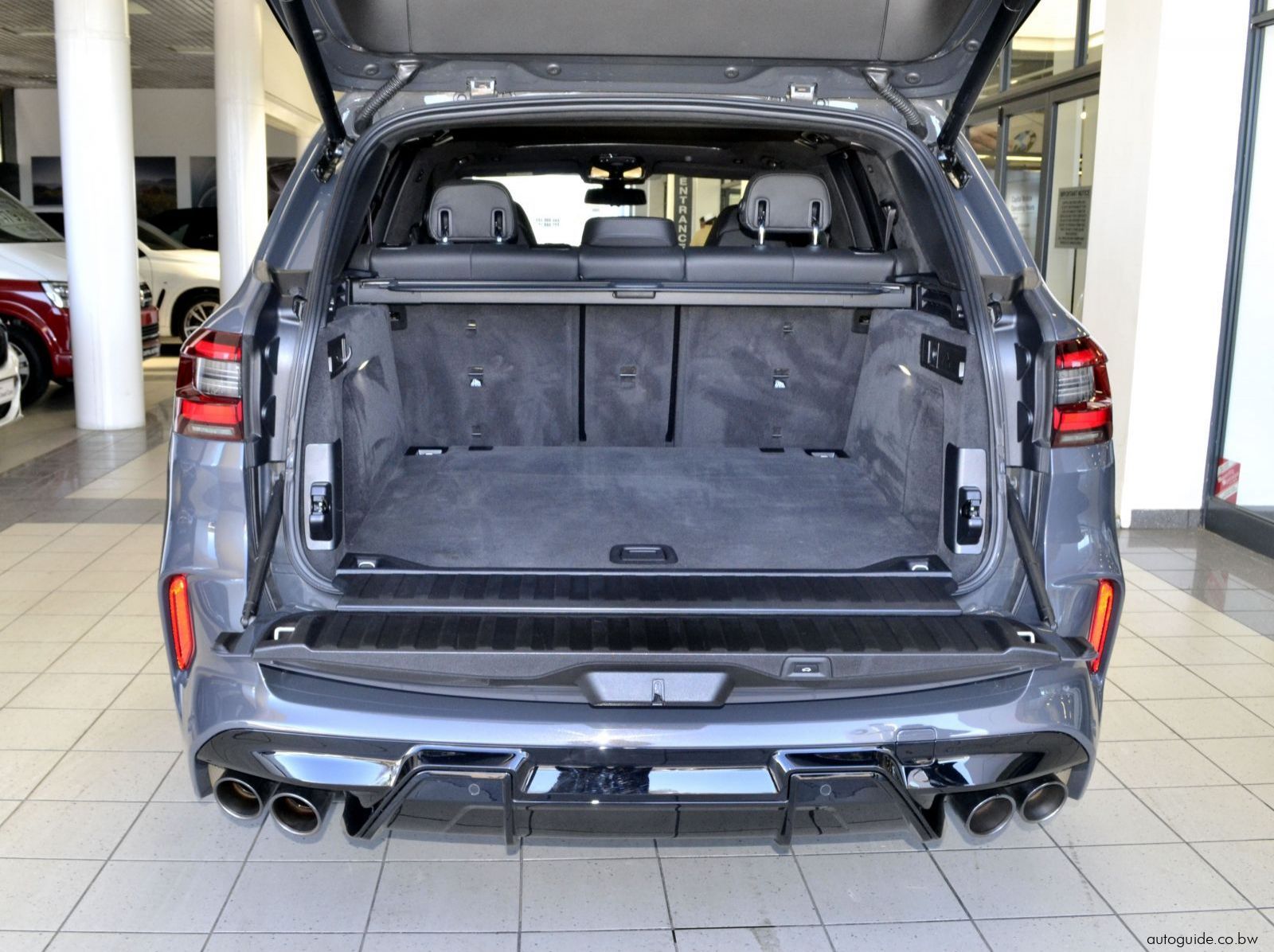 2022 BMW X5 M Competition pictures