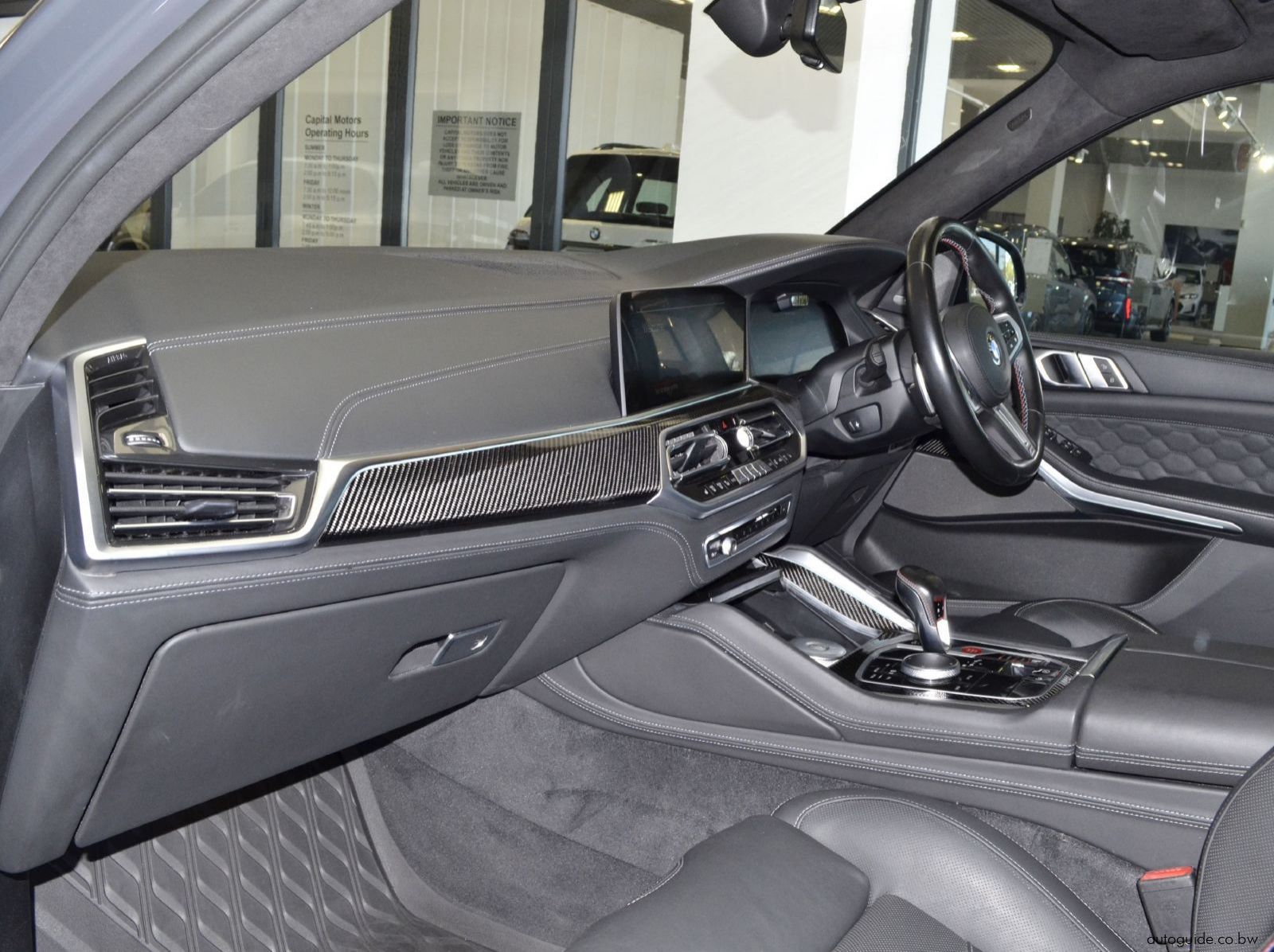 2022 BMW X5 M Competition pictures