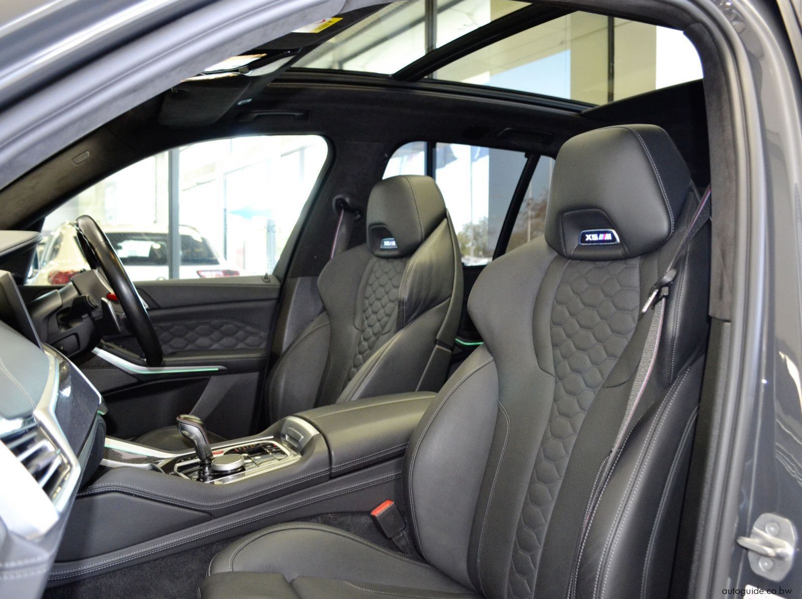 2022 BMW X5 M Competition pictures