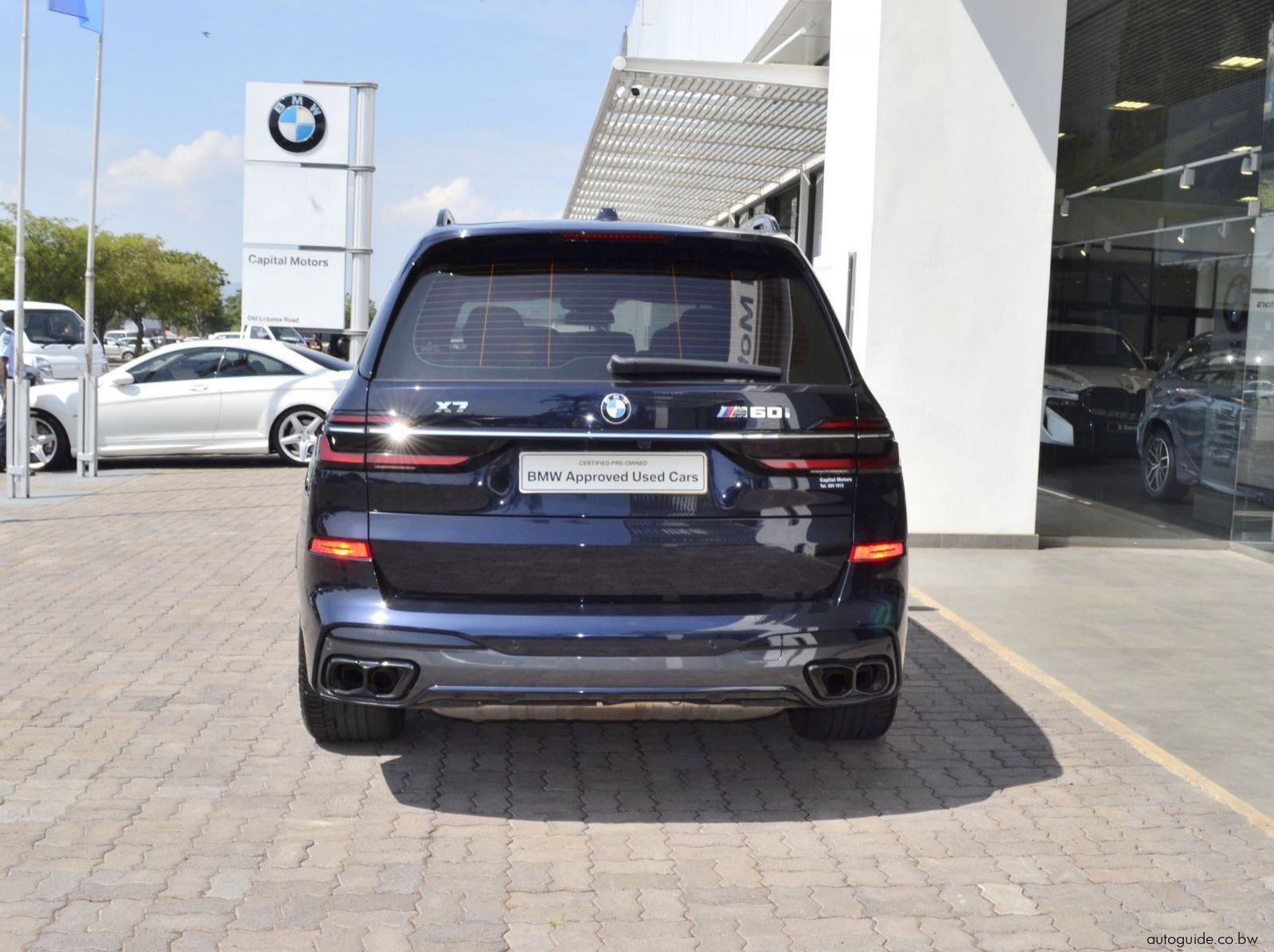 2023 BMW X7 M60i pictures