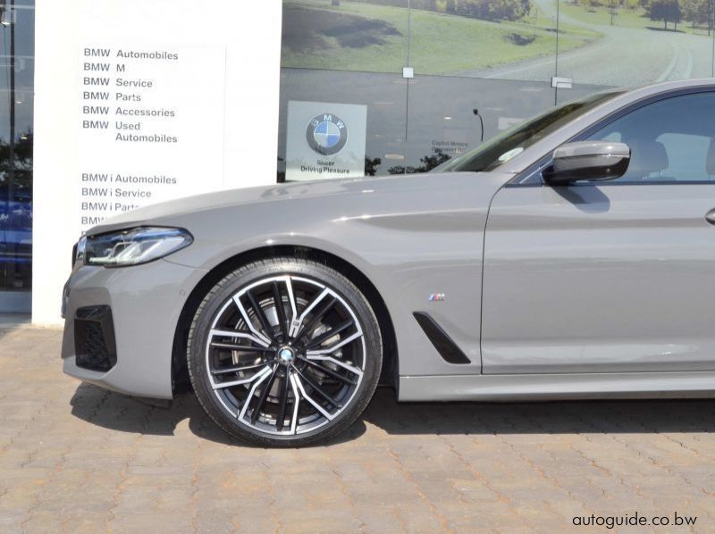 2021 BMW 520d pictures