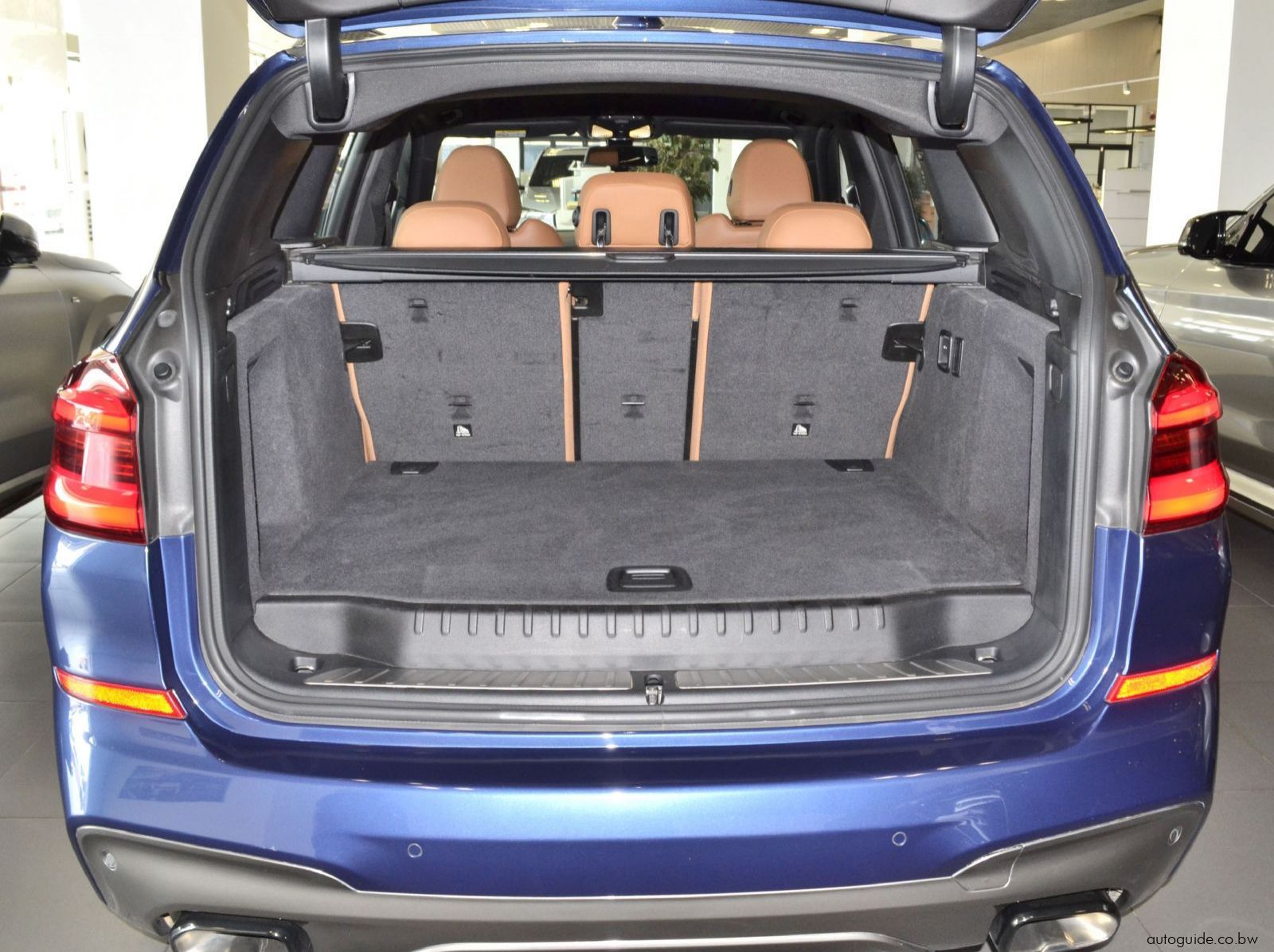 2019 BMW X3 M40i pictures