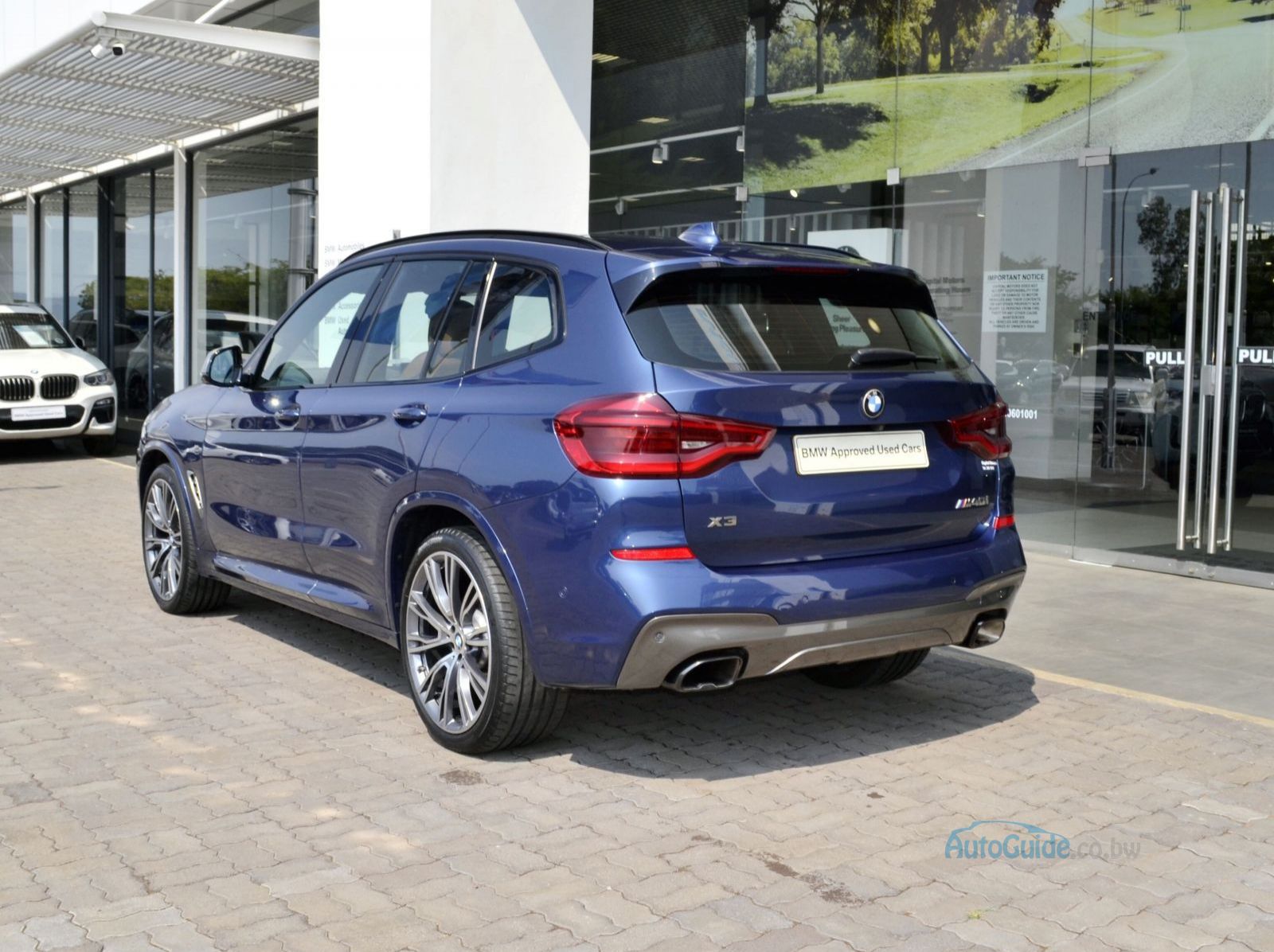 2019 BMW X3 M40i pictures