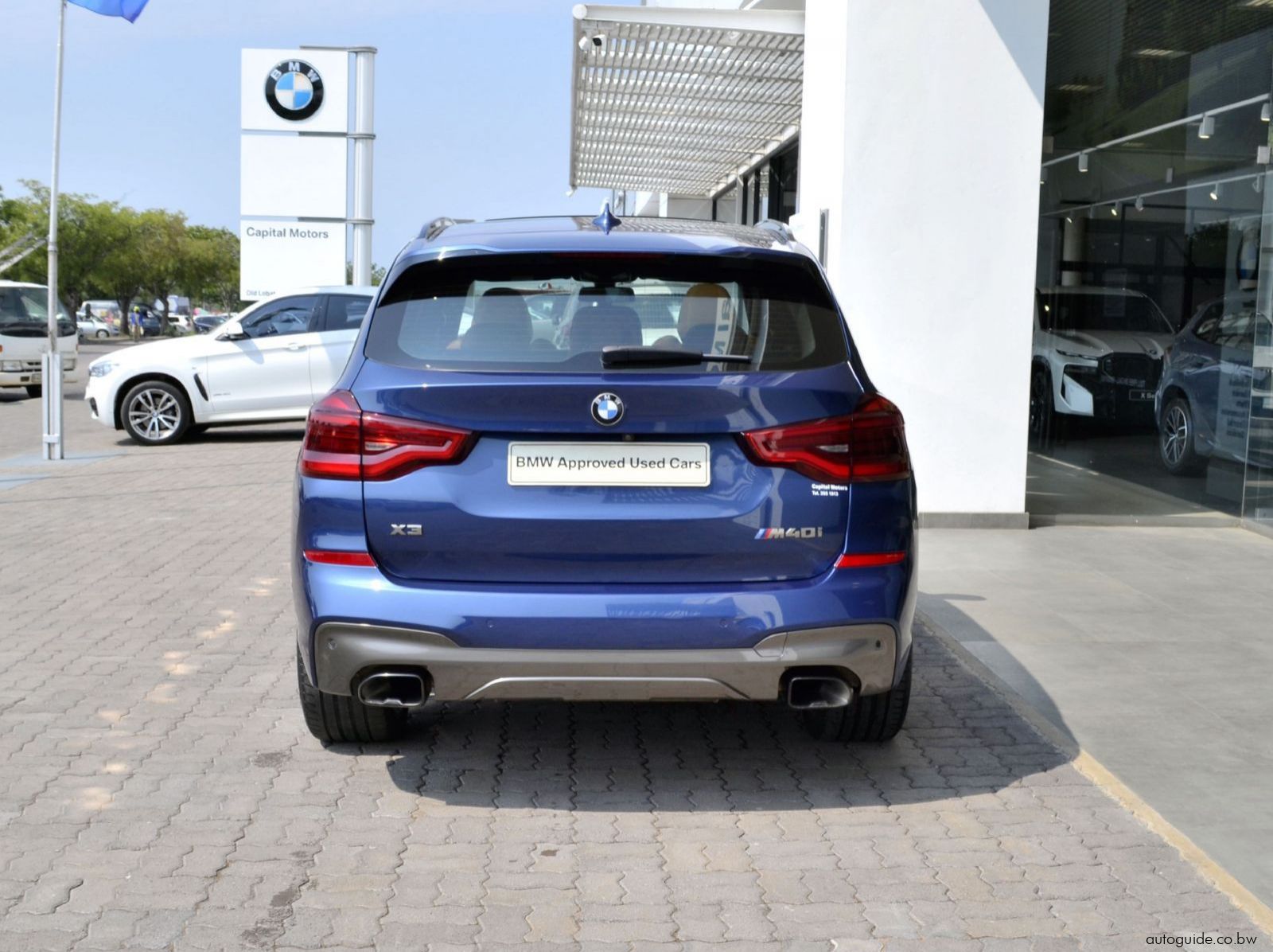 2019 BMW X3 M40i pictures