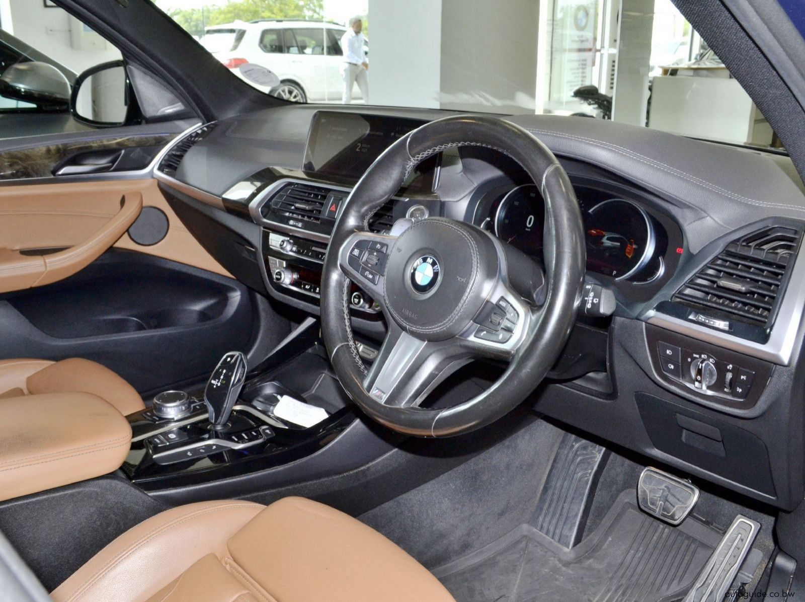 2019 BMW X3 M40i pictures