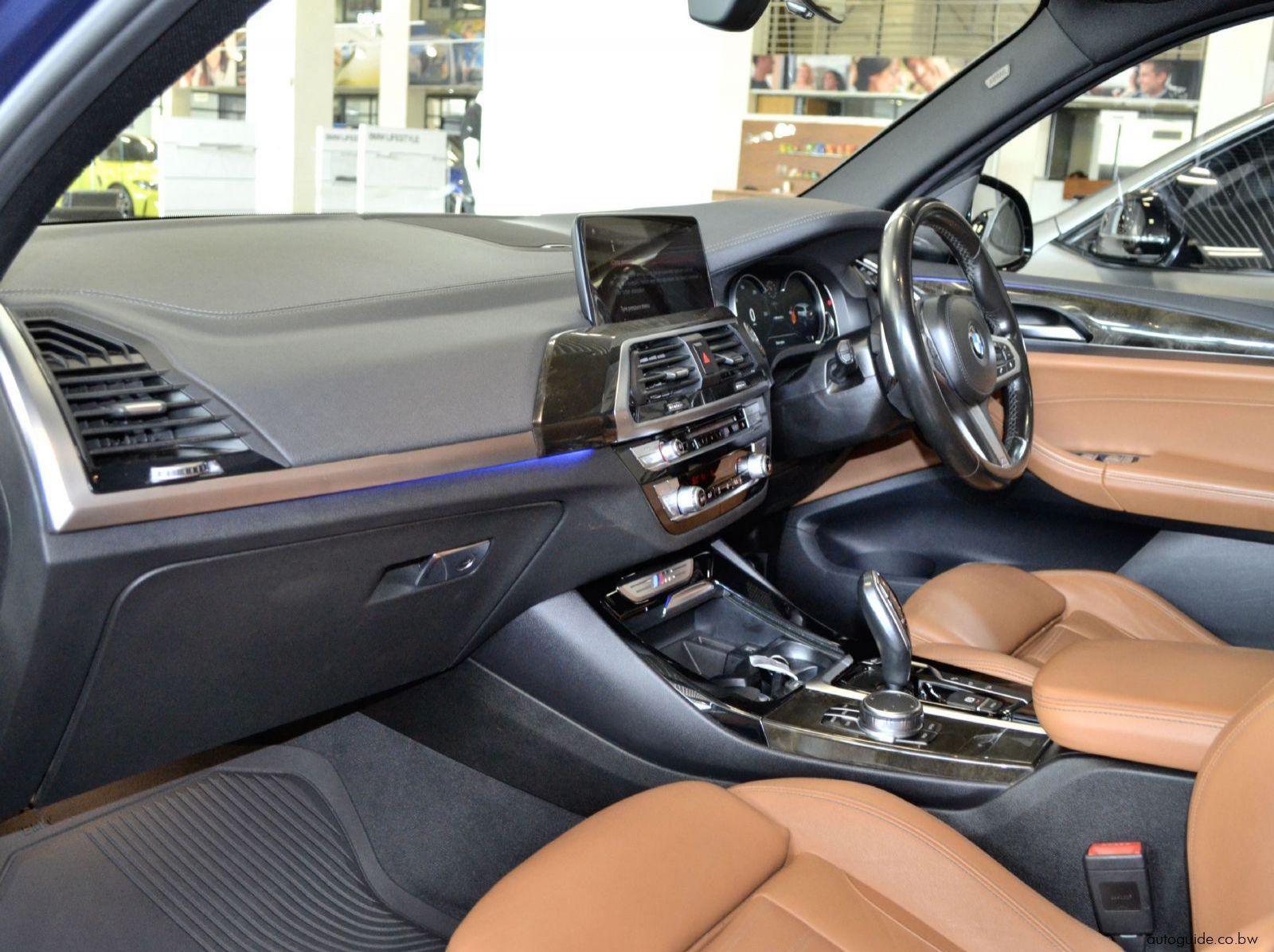 2019 BMW X3 M40i pictures