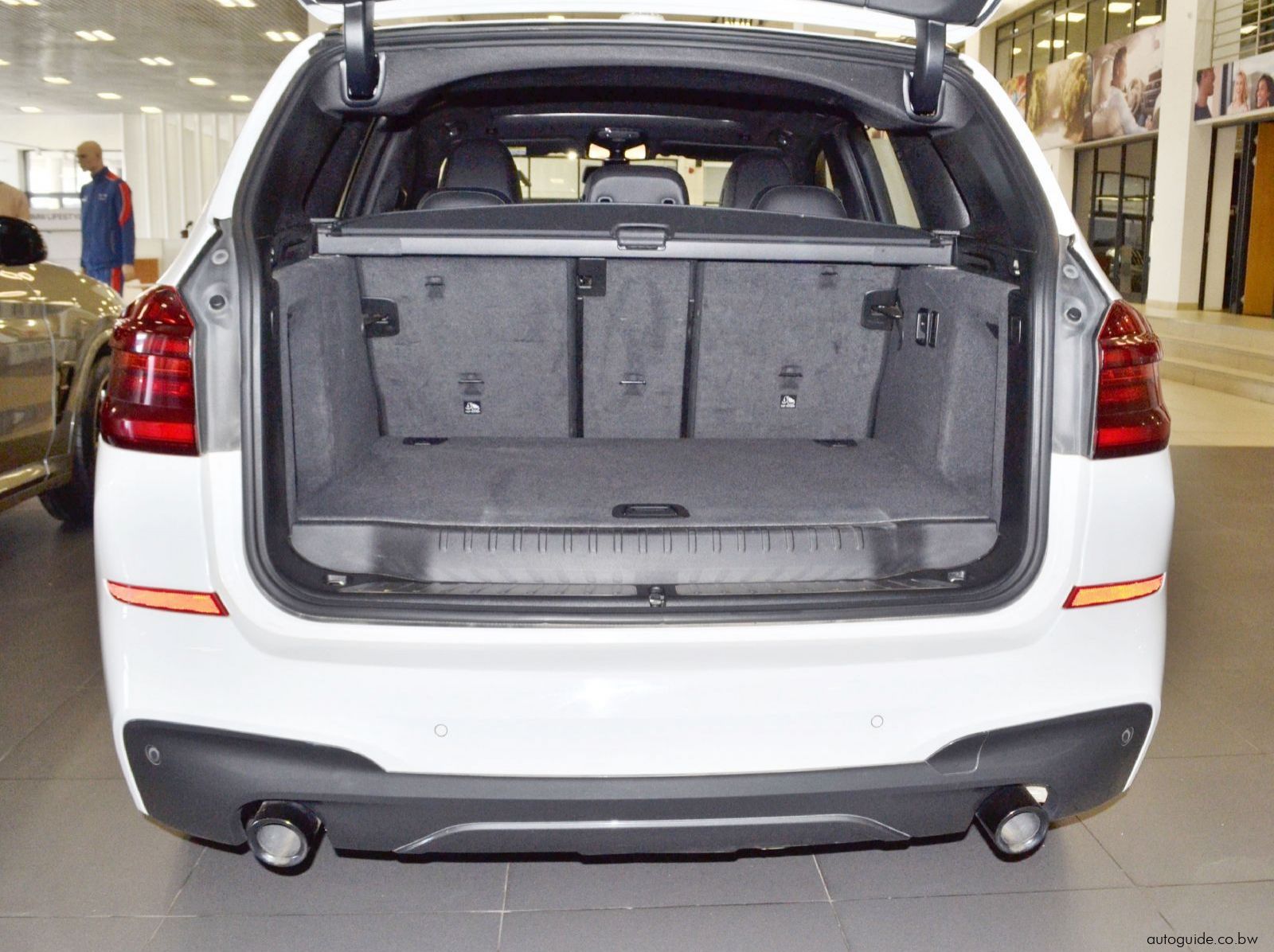 2021 BMW X3 20d pictures