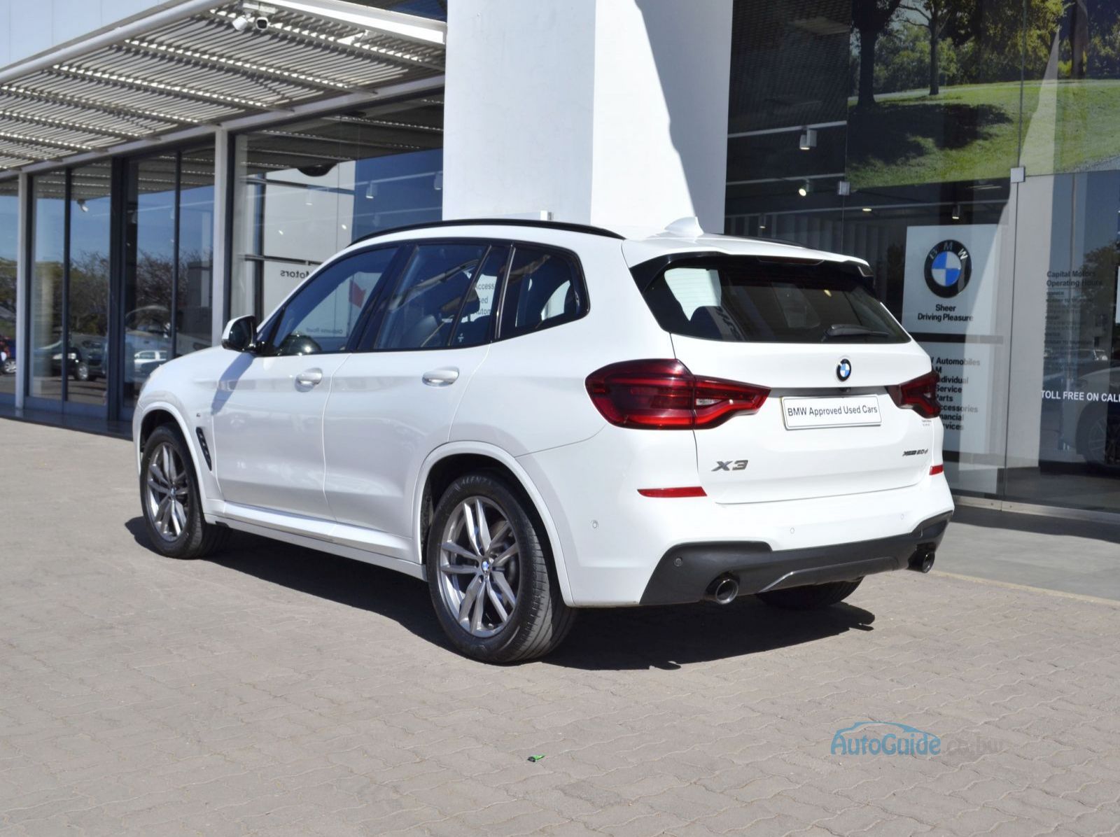2021 BMW X3 20d pictures