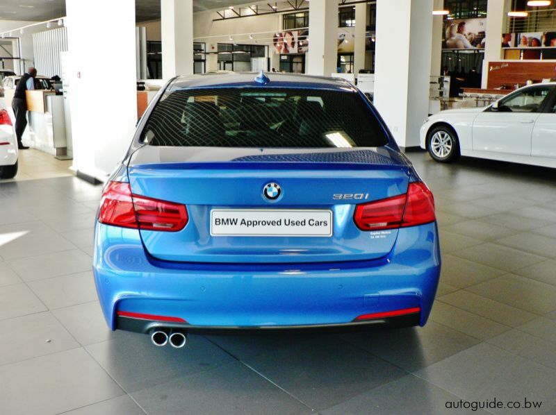 2016 BMW 320i pictures