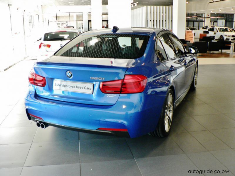 2016 BMW 320i pictures