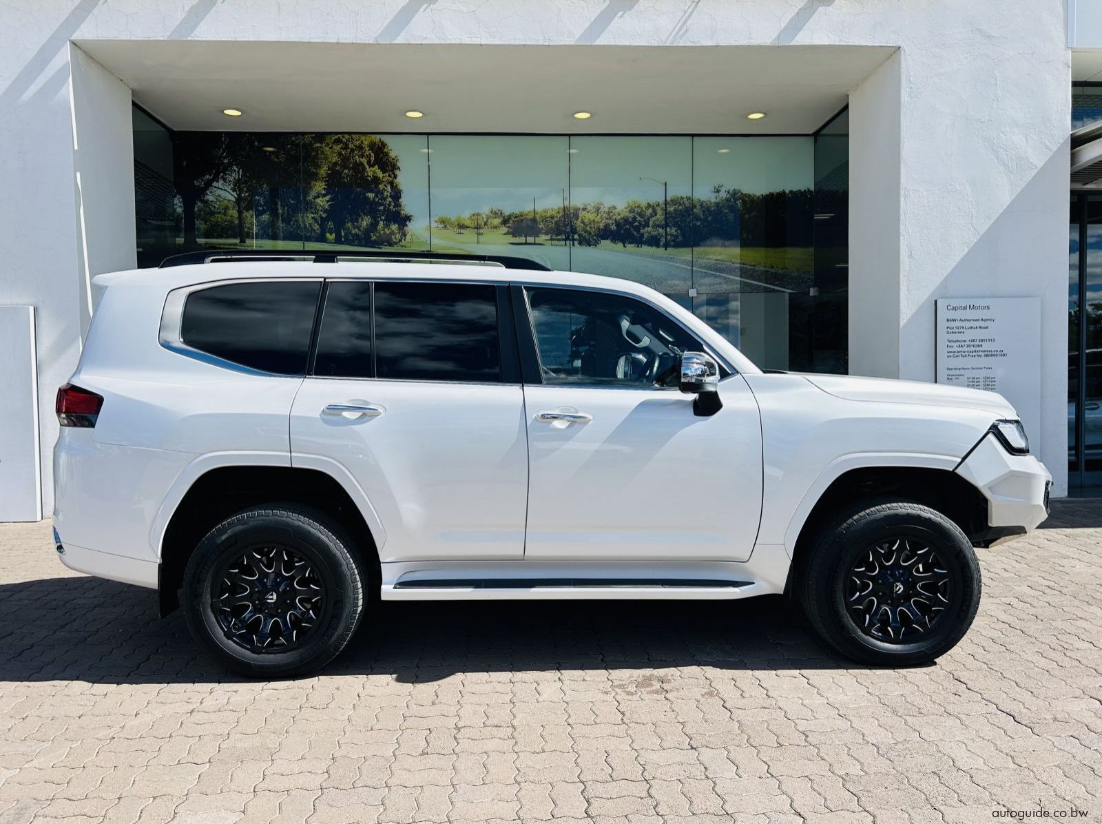 2021 Toyota Land Cruiser 300 Series ZX pictures