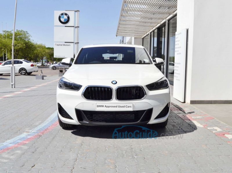 2022 BMW X2 SDrive 18i pictures