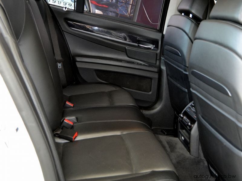 2009 BMW 750i pictures