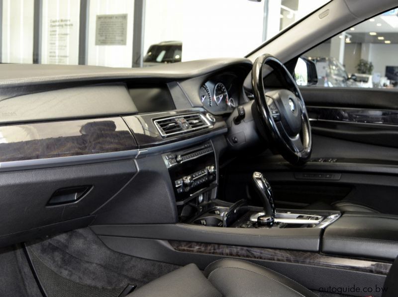 2009 BMW 750i pictures