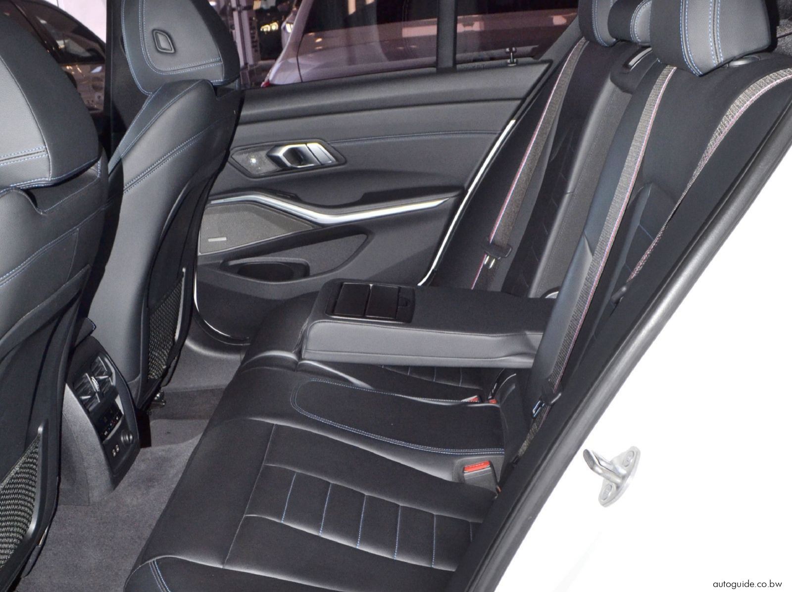 2020 BMW M340i xDrive pictures