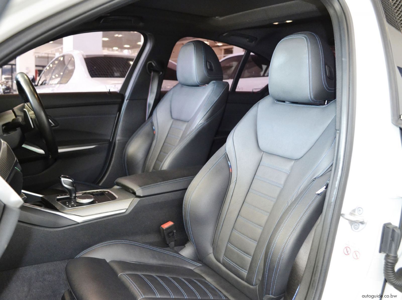 2020 BMW M340i xDrive pictures