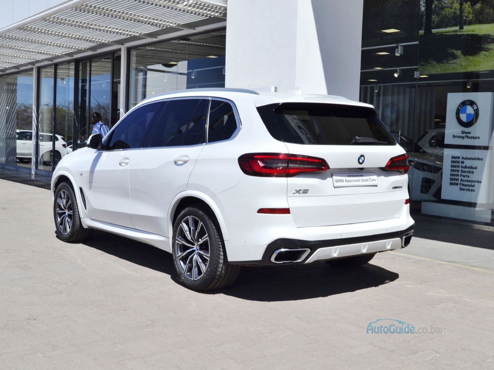 2020 BMW X5 XDrive 30D pictures