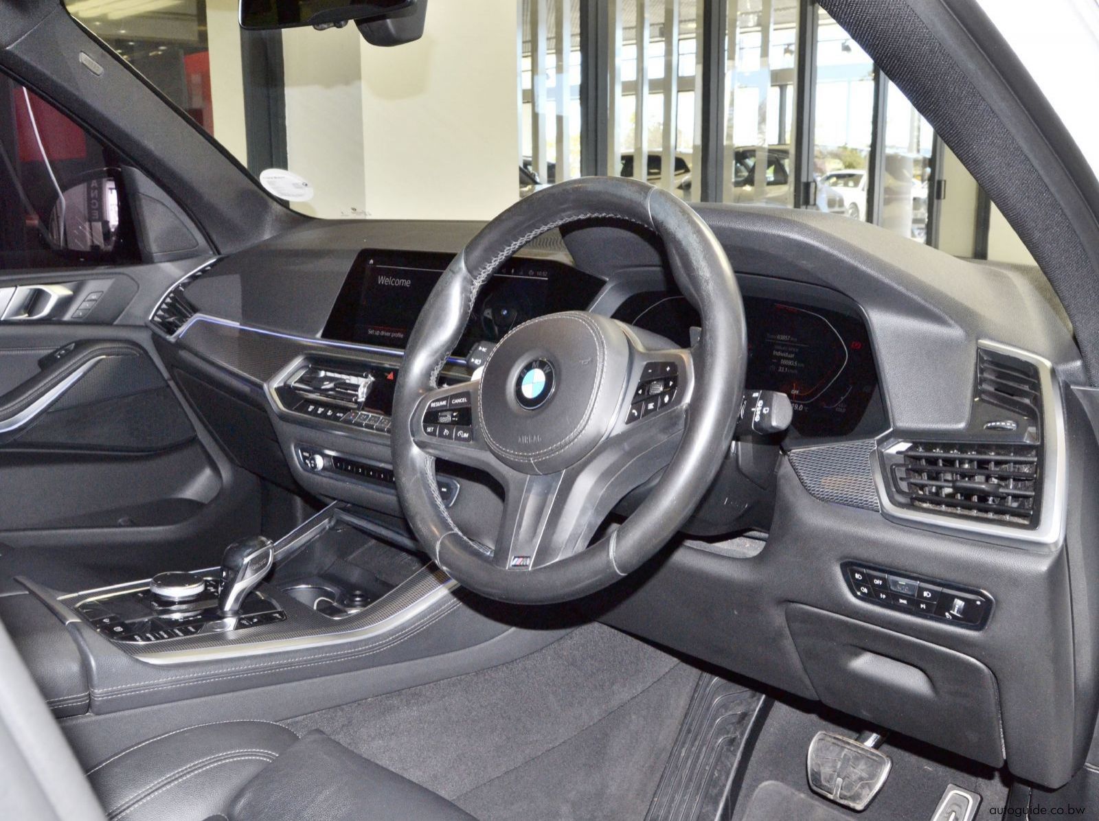 2020 BMW X5 XDrive 30D pictures