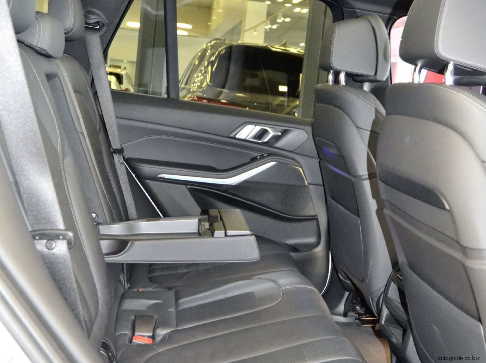 2020 BMW X5 XDrive 30D pictures