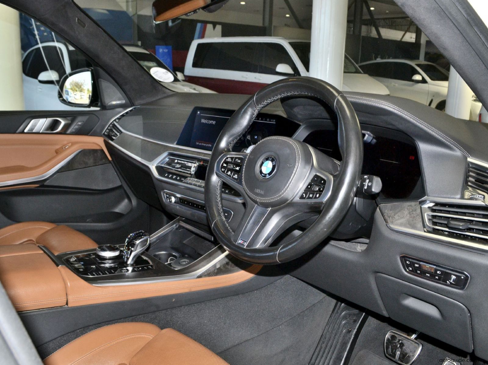 2019 BMW X7 M50 d pictures