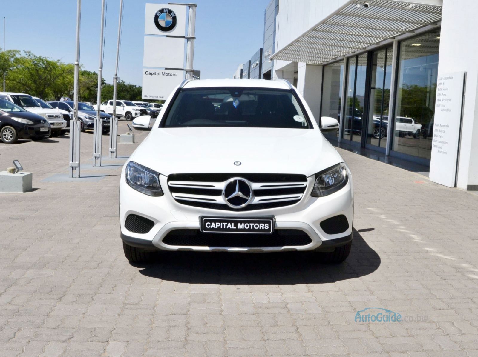 2017 Mercedes-Benz GLC 250 4Matic pictures