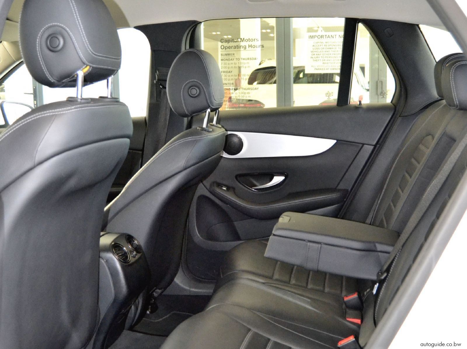 2017 Mercedes-Benz GLC 250 4Matic pictures