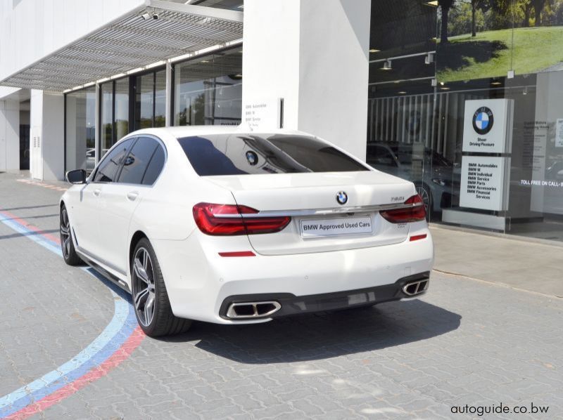 2018 BMW 750i pictures