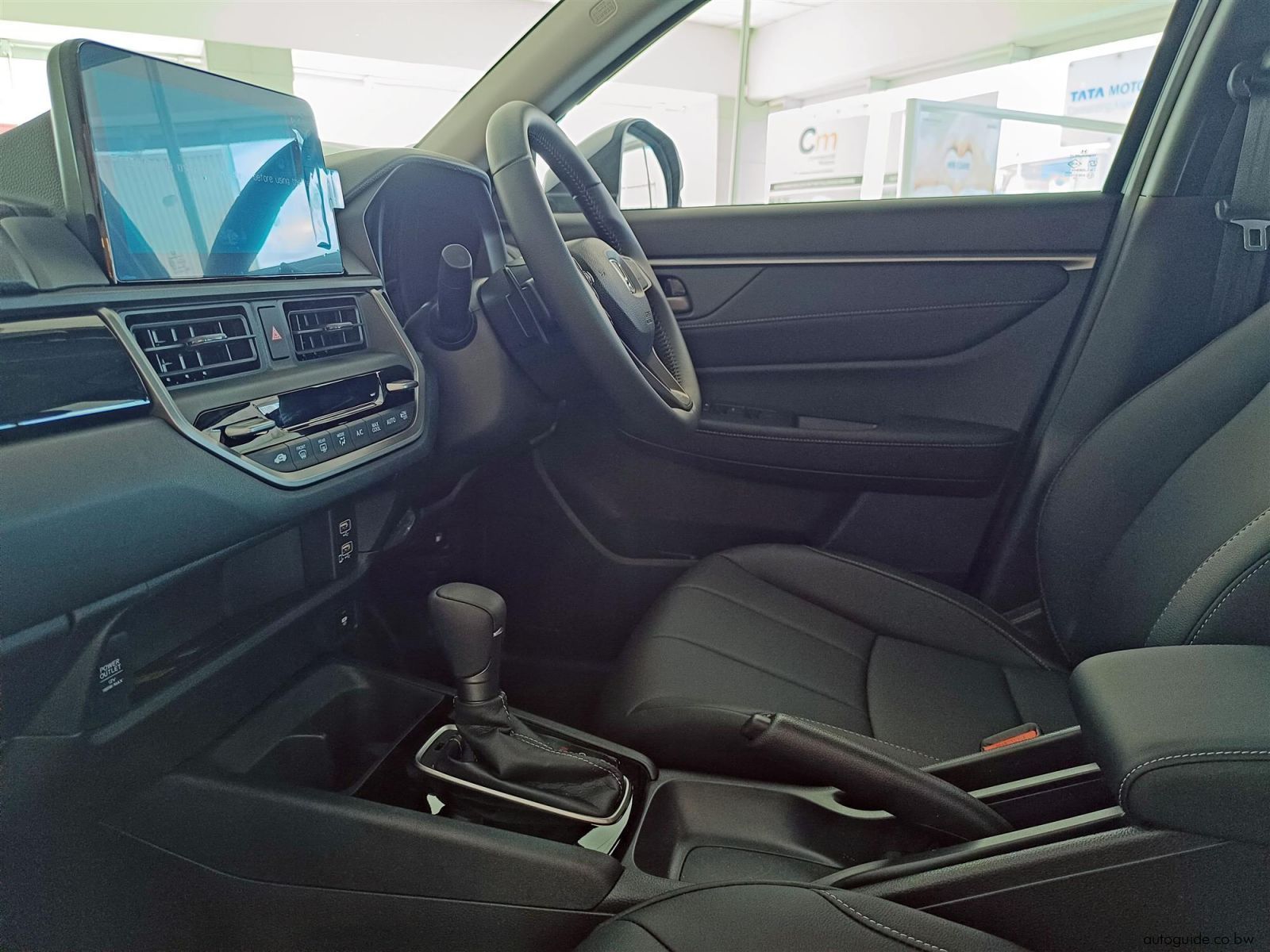2025 Honda Elevate 1.5L A/T photo