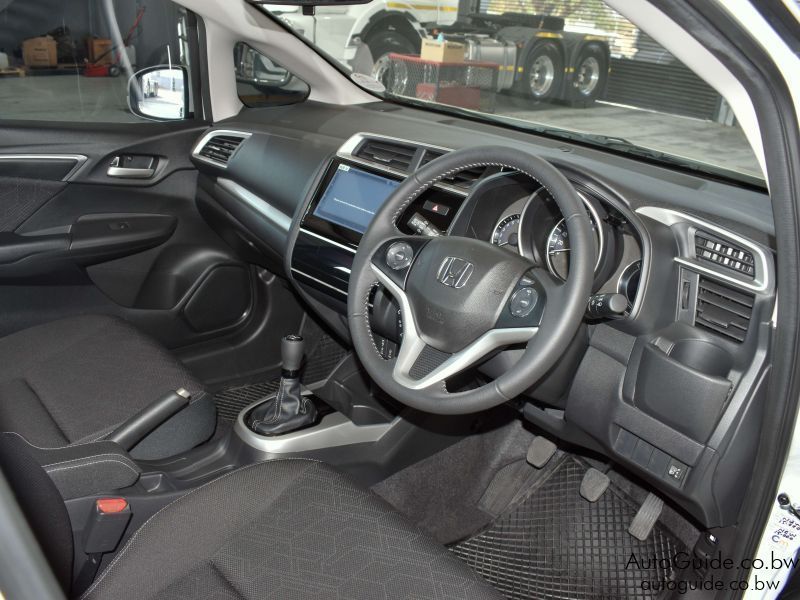 2022 Honda WR-V photo