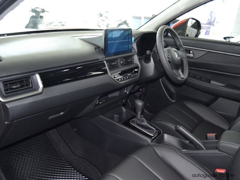 2025 Honda Elevate Elegance CVT photo