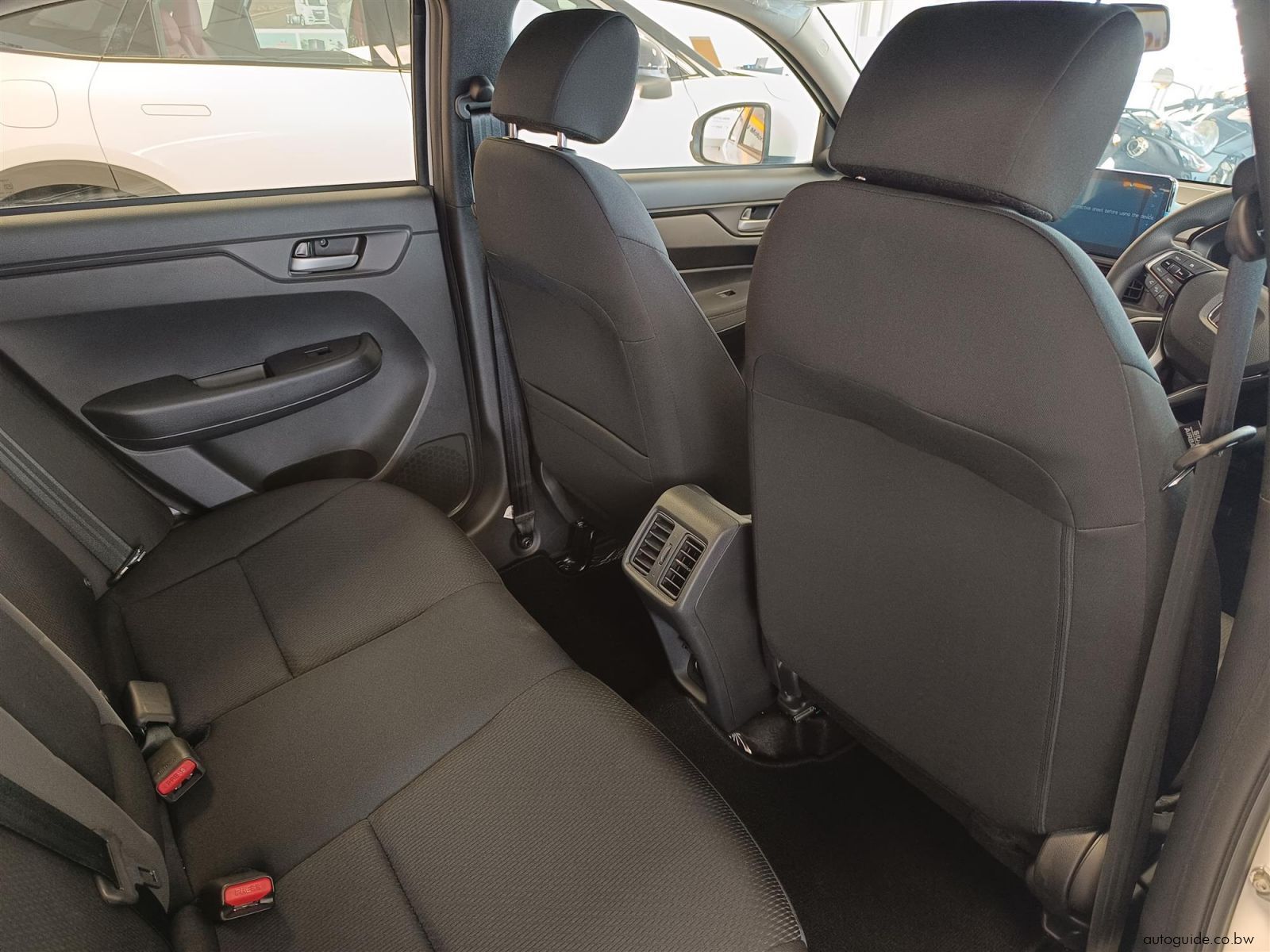 2025 Honda Amaze photo