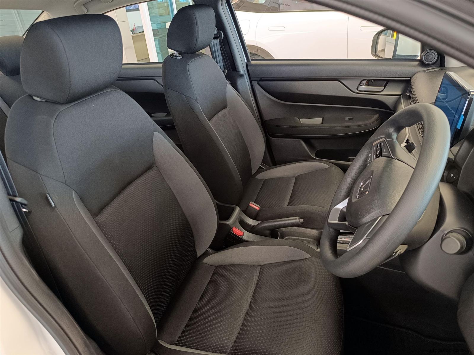 2025 Honda Amaze photo