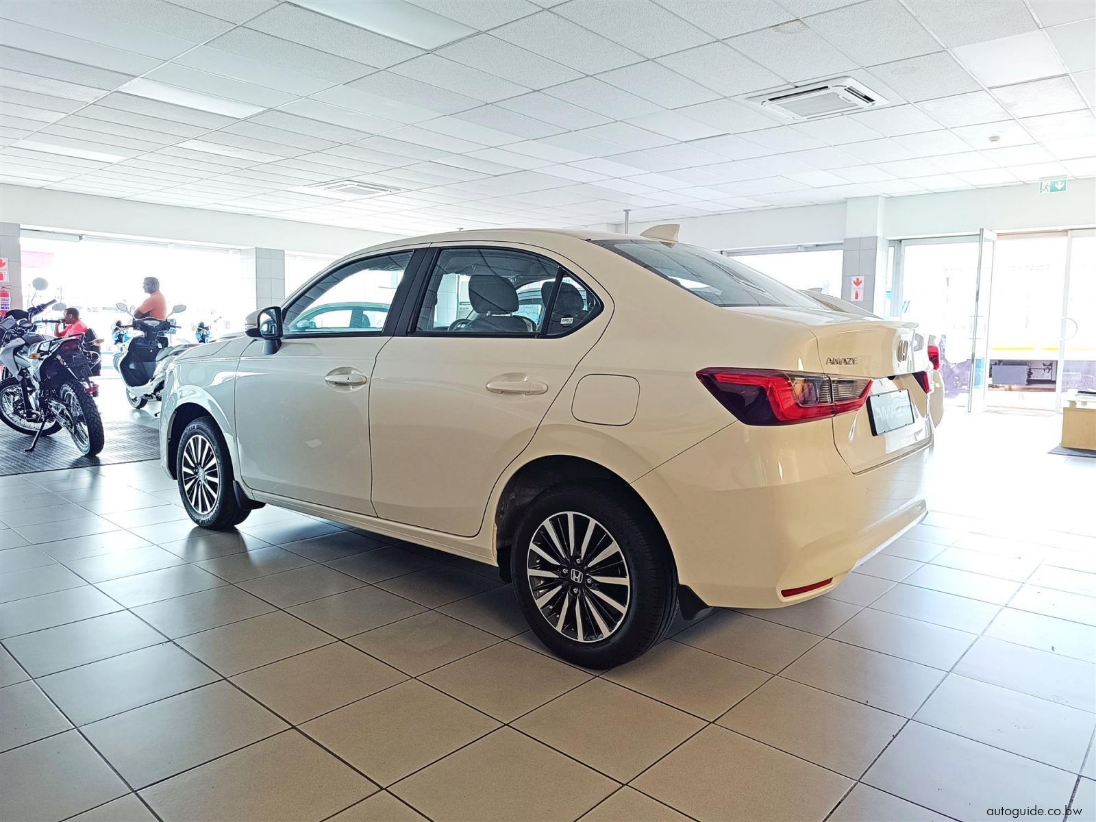 2025 Honda Amaze photo