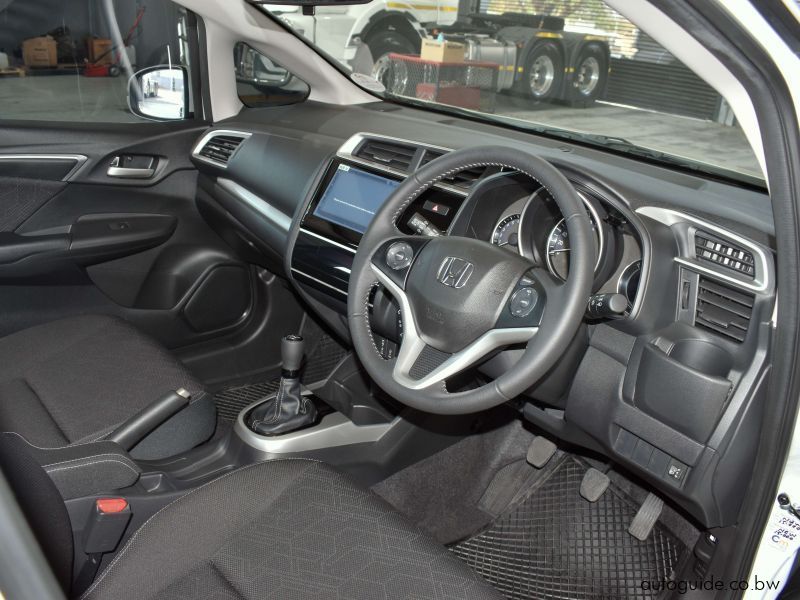 2022 Honda WR-V photo