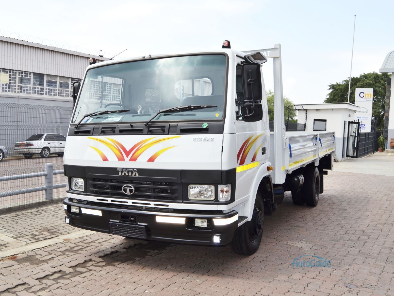 Tata 813 Ex2 Drop Side in Botswana
