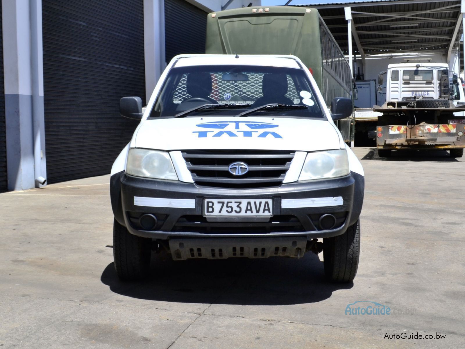 2012 Tata Xenon Dropside photo