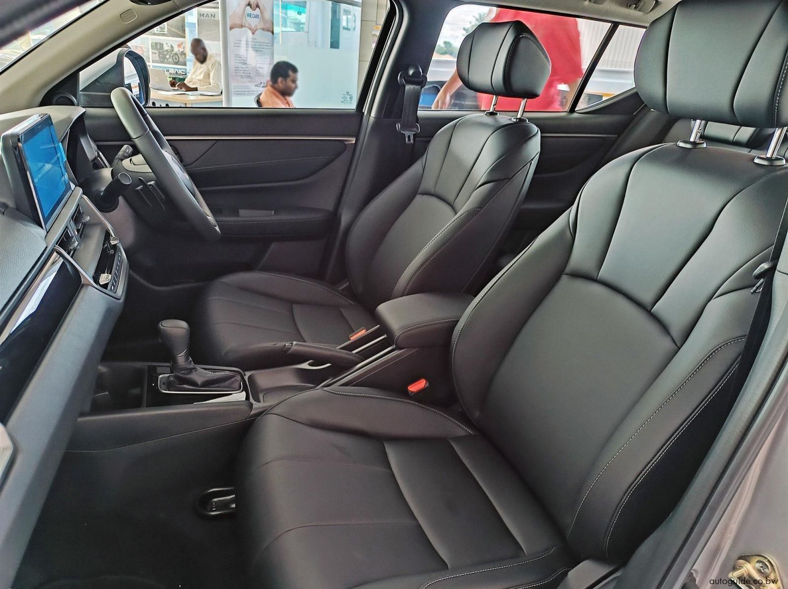 2025 Honda Elevate 1.5L A/T pictures