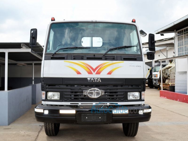 2025 Tata LPT 1518 EX2 pictures