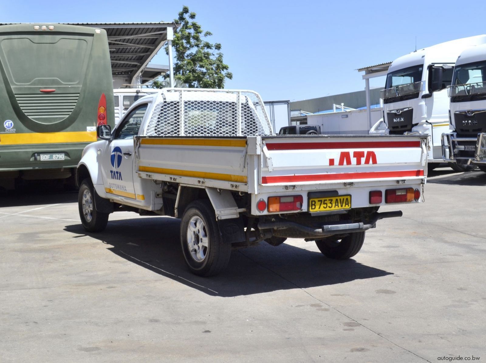 2012 Tata Xenon Dropside pictures