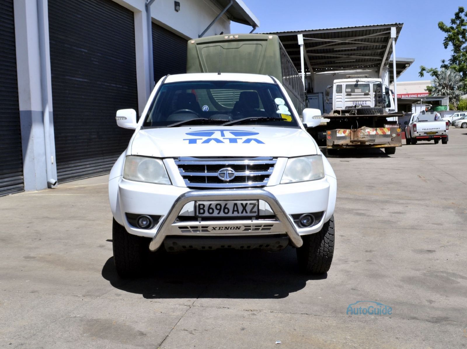 2013 Tata Xenon XT pictures