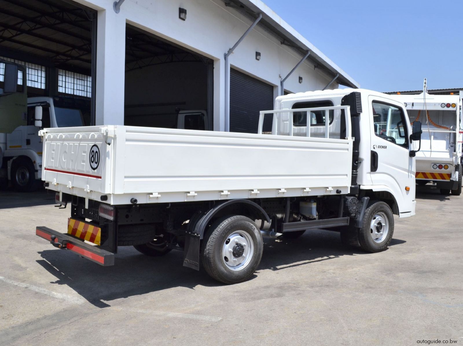 2025 Eicher Pro 2049 Drop Side pictures