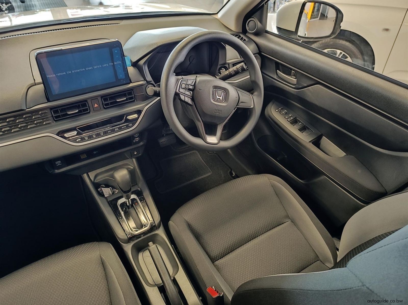 2025 Honda Amaze pictures